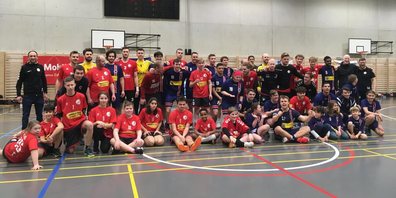 Die beiden Mannschaften Unified Fides-Team sowie die SG Fides/Otmar.