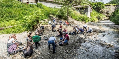 Ein Abenteuer der ganz besonderen Art ist das Goldwaschen.