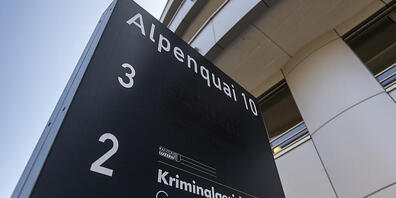 Das Luzerner Kriminalgericht hat einen Pädagogen mit einem Tätigkeitsverbot belegt, weil er Kinderpornografie konsumiert hatte. (Archivbild)