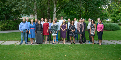 Der Chor des Theaters St.Gallen stellt sich in der Lokremise selbst ins Scheinwerferlicht.