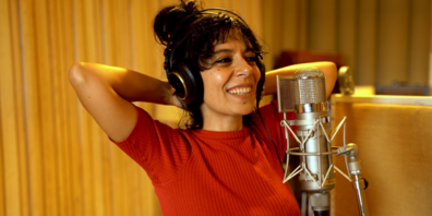 Die aus Apulien stammende Sängerin Miriam Netti entführt ihr Publikum auf eine musikalische Italienreise.  