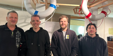 Dorftheater präsentiert vier neue Spieler (von links):  Elmar Hobi, Marco Frischknecht, Philipp Jossi und Felipe Cordova.