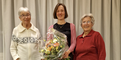 Für jahrelange Treue geehrt: Die Jubilarinnen des Kirchenchores Flums mit Altstimme  Marlis Zeller (25 Jahre), Dirigentin Monika Walser (zehn Jahre) und Sopranstimme Margrith  Wildhaber (20 Jahre, von links).