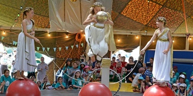 Die Artistinnen und Artisten des Hinwiler Kinderzirkus im Alter von 7-15 Jahren sind Ende März 2023 in Wetzikon.