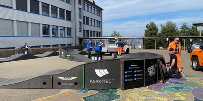 Am Mittwoch aufgestellt, am Freitagnachmittag wieder abgebaut: der Pumptrack in Wollerau. 