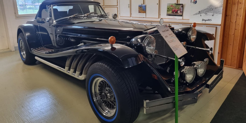 Das Museum beherbergt über 400 Klassiker und Raritäten.
