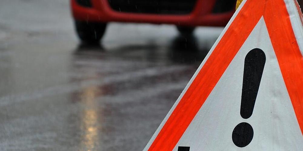 Nach einem Wohnungsbrand in Arbon TG ist ein 19-Jähriger mit Brandverletzungen ins Spital gebracht worden.