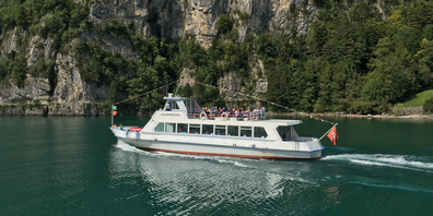 Schon bald gleiten auch die grösseren Schiffe der Walensee-Flotte wieder über den See und bedienen den  Längskurs Weesen – Walenstadt.
