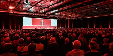 Für Kopf, Gaumen und Gemüt: Im ersten Teil der Generalversammlung lag der Fokus auf den offiziellen Traktanden und dem Geschäftsverlauf der acrevis Bank AG.