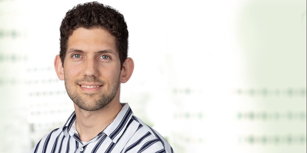 GLP Kantonsrat Andreas Bisig will Antworten zum Landverkauf an chinesische Firma.
