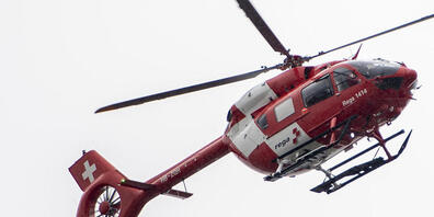 Ein Rettungshelikopter brachte eine Frau ins Spital, die sich bei einem Brand in Escholzmatt verletzte. (Symbolbild)