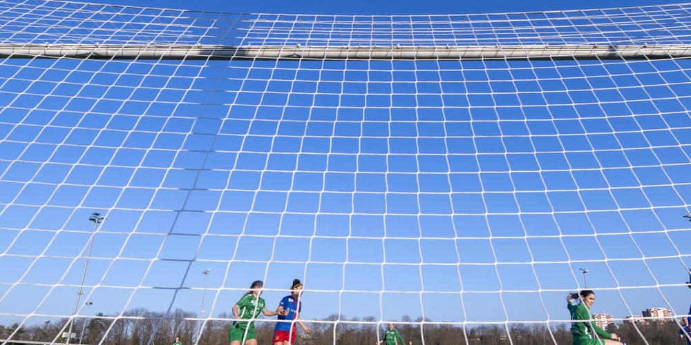 An der Fussball EM der Frauen 2025 sollen auch einige Spiele in St. Gallen stattfinden. Das Stadtparlament hat die Mittel für die Durchführung bereits gesprochen. (Symbolbild)