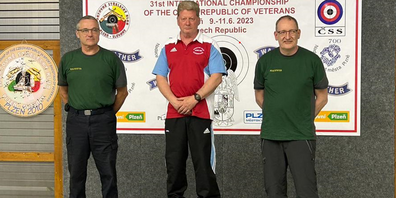 Hansruedi Götti (links) auf dem zweiten und Roland Zäch (rechts) auf dem dritten Rang.