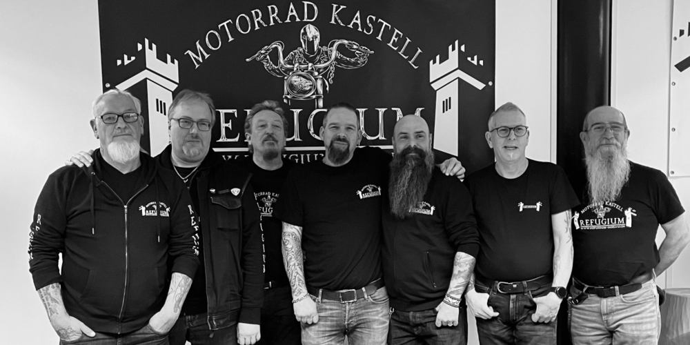 Sie verbindet eine langjährige Freundschaft: die Mitglieder des Motorrad-Kastells Refugium.