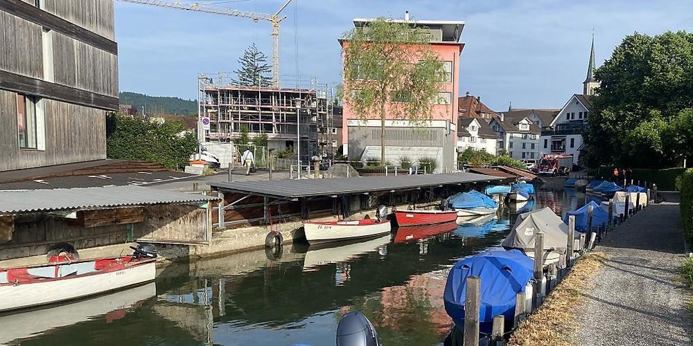 Die Gewässerverschmutzung in Unterägeri sei für Bevölkerung  und Umwelt ungefährlich, halten die Behörden fest.