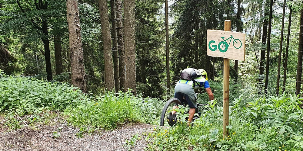 "Go" heisst: Hier darf man getrost mit dem Mountainbike runterbrettern.