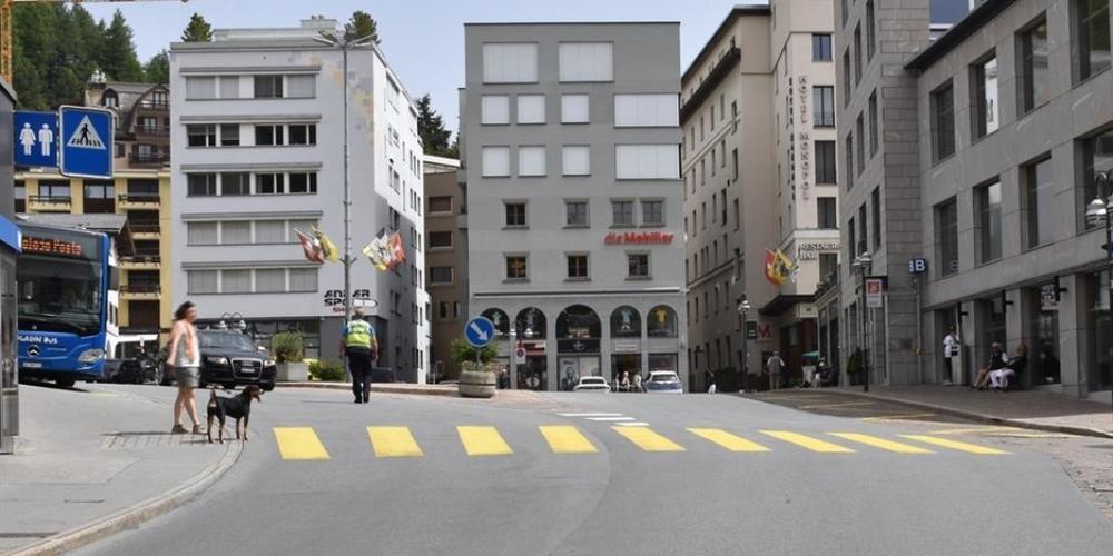 Der Unfall geschah am Mittwoch im Bereich des Parkhauses Quadrellas in St. Moritz. Ein Elfjähriger wurde dabei leicht verletzt.