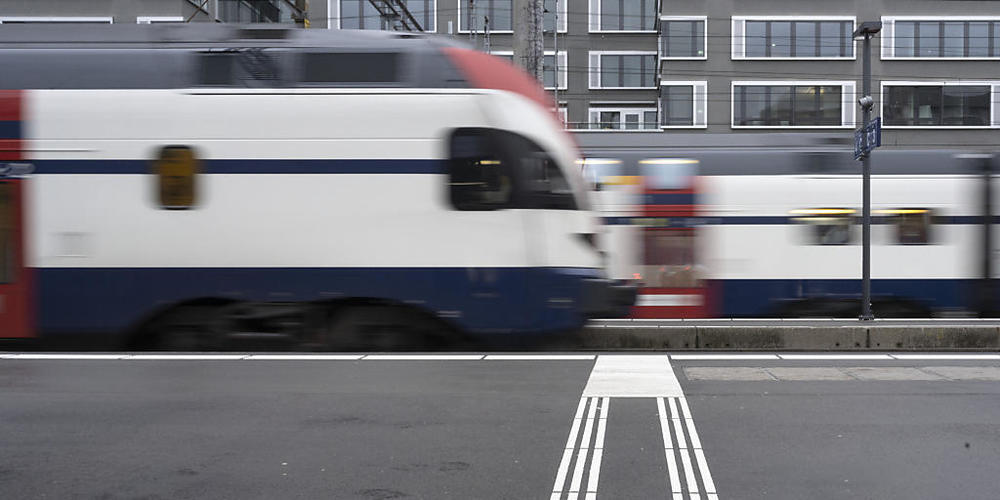 Der grenzüberschreitende Schienenverkehr zwischen dem Kanton St. Gallen und dem Bundesland Vorarlberg soll ausgebaut werden. Dazu wurde ein Planungsauftrag erteilt. (Symbolbild)