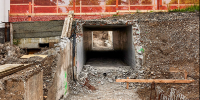 Die Bahnstrecke wird aufgrund der Arbeiten vom 8. bis zum 11. Juli 2023 gesperrt.