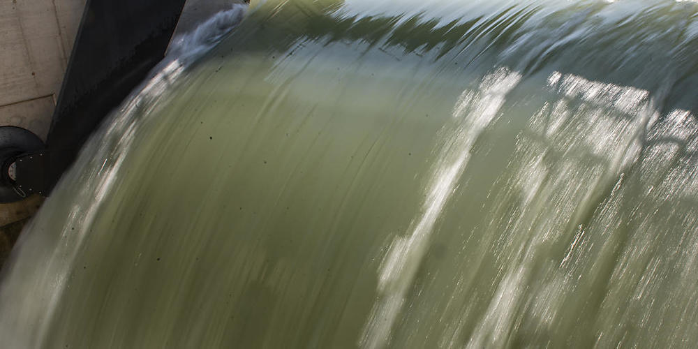 Nach der Sistierung 2017 ist nun die Planung für ein neues Wasserkraftwerk Pradapunt GR wieder aufgenommen worden. (Symbolbild)