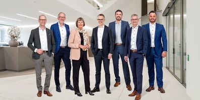 V.l.: Andreas Bauer, Dr. Dieter Wepf, Dr. Barbara Lorenz (Verwaltungsratspräsidentin), Nicolas Keller, Thomas Mesmer, Adrian Müller (Vorsitzender der GL), Patrick Schiegg (Stv. Vorsitzender der GL).