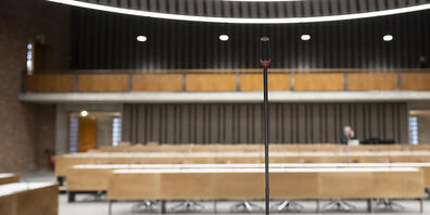 Der Zürcher Gemeinderat genehmigt in der Bullingerkirche - seinem derzeitigen Ratshaus - mehrere Nachtragskredigt. (Symbolbild)