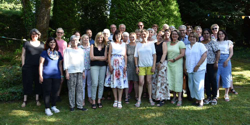 Grosses Team: Innerhalb dreier Jahre gewinnt und begeistert die Leiterin Silvia Hermann zig freiwillige Mitarbeitende fürs Familien- und Begegnungszentrum Reburg.
