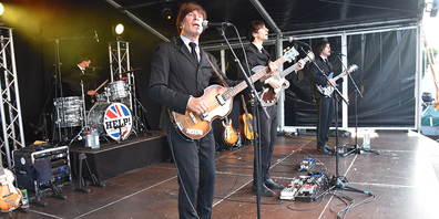 Originalgetreu – die Musik, die Kleider und die Haarpracht: Help!, die Beatles Tribute Band.