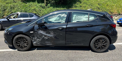 Die Schaffhauser Polizei sucht Zeugen zu diesem Verkehrsunfall.