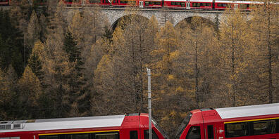 Gemäss der Rhätischen Bahn (RhB) wird die Strecke zwischen Poschiavo GR und Cavaglia GR bereits am Freitagmorgen wieder befahren. (Symbolbild)
