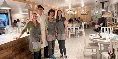 Fränzi Keller, Stefan und Karin Erni und Barbara Gerber (v.l.) sind die Gastgeber am Tapa Abend.