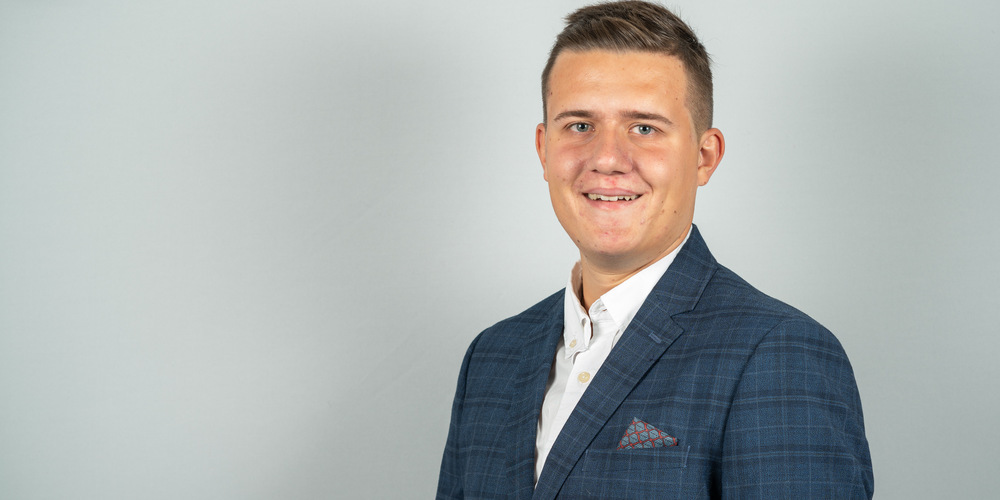 Lorenzo Friedli leitet die Kampagne der JFSG gegen die Senkung der Wertfreigrenze.