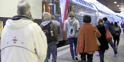 Wenn man schnell umsteigen muss und die Menschen sich drängen, wird es stressig.