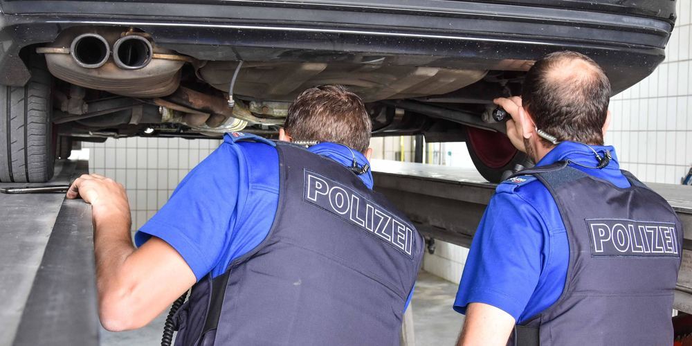 Die Kantonspolizei nahm ein Auto aus dem Verkehr. 