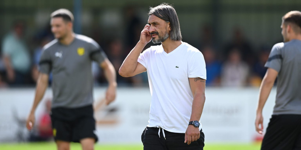 Unruhiger Advent: Hakan Yakin steht mit seinem Klub im Fokus.