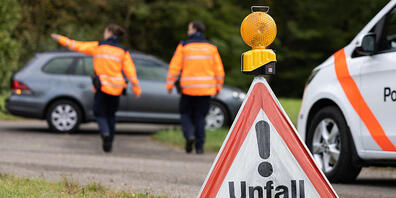 Die Polizei untersucht den genauen Hergang des Unfalls. (Symbolbild)