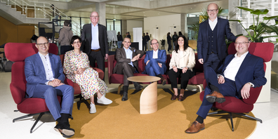 Das St.Galler Regierungsfoto (v.l.n.r.): Marc Mächler, Susanne Hartmann, Fredy Fässler, Benedikt van Spyk, Bruno Damann, Laura Bucher, Stefan Kölliker und Beat Tinner.