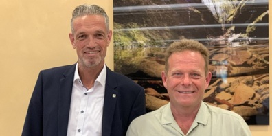 Der neue Gemeinderatspräsident Fabian Neuweiler (rechts) und Vize-Gemeinderatspräsident René Knöpfli. 