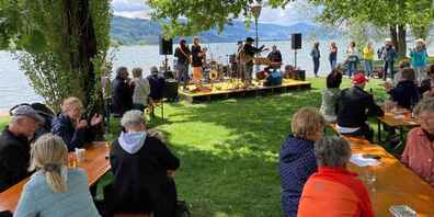 In  der Seeanlage spielen George Hug und Band.