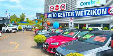 Top-Angebot: An der Ausstellung ein Auto kaufen, dann sorgenfrei Sonne, Strand und Meer während den Sommerferien geniessen und dann im November den Kauf bezahlen.