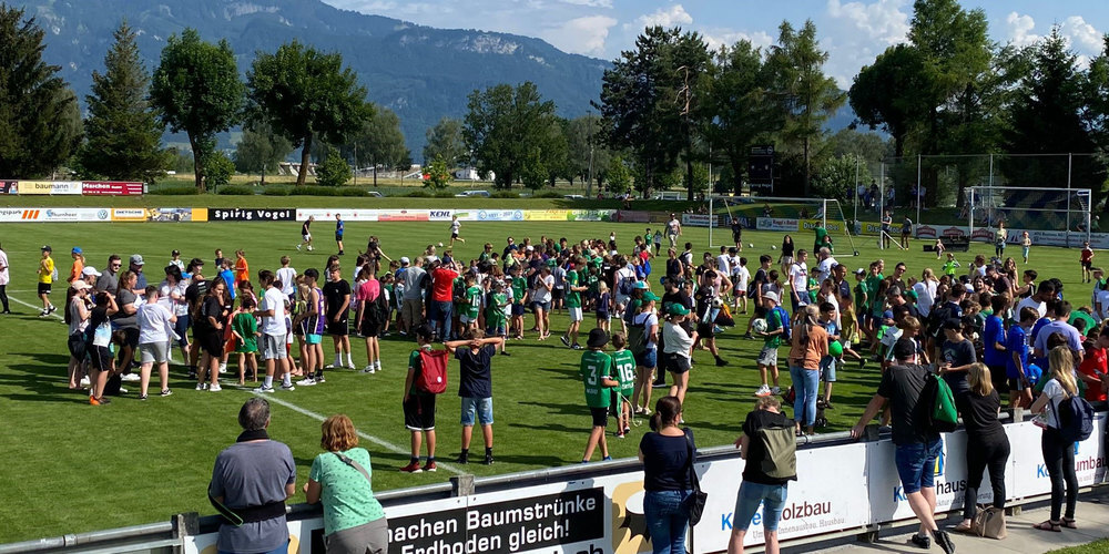 Grosser Publikumsaufmarsch bei «Espen on Tour» im im letzten Jahr auf der Aegeten in Widnau. 