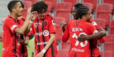 Jubel über den Ligaerhalt: Xamax lässt dem FCRJ keine Chance.