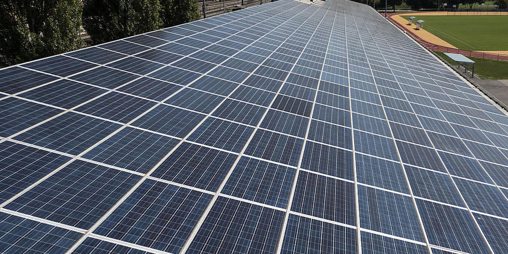 Die CKW AG forciert den Ausbau des Photovoltaik-Geschäfts. (Symbolbild)