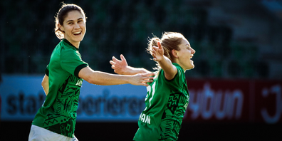 Grün-weiss gegen gelb-schwarz am ersten Spieltag.