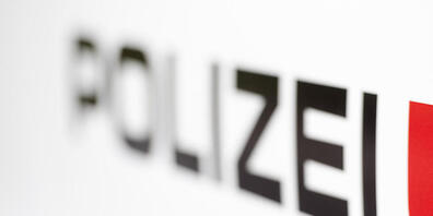 Die Kantonspolizei Schwyz rückte am Mittwochabend zu einem Unfall in Gross aus. (Symbolbild)