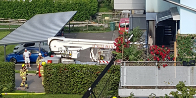Auf dem Balkon an der Kreuzwiesstrasse entstand  Sachschaden.