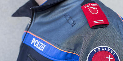 Die Kantonspolizei Schwyz rückte am Sonntagnachmittag zu einem Unfall in Unteriberg SZ aus.