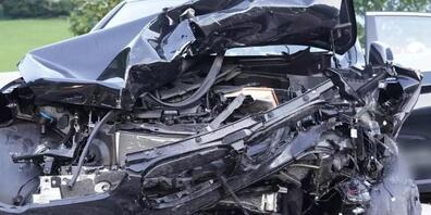 Beim Unfall in Erstfeld wurden zwei Personen lebensbedrohlich verletzt.