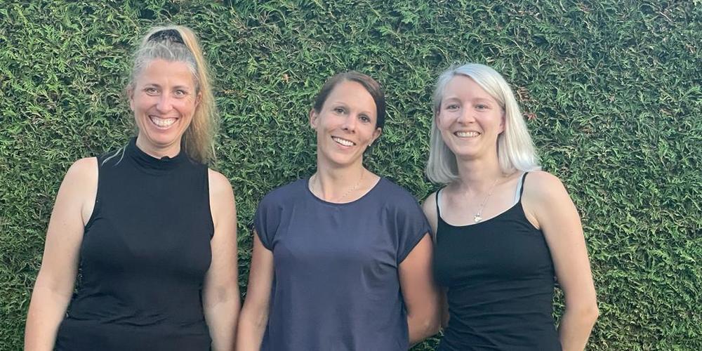 Ok von links: Daniela Schmid (Fasnachtsbegeisterte), Naemi Holderegger (ehem. Guggerin bei den Röräheizär Rorschach) und Eveline Sutter (ehem. Guggerin bei den Moschtoniker Wittenbach).