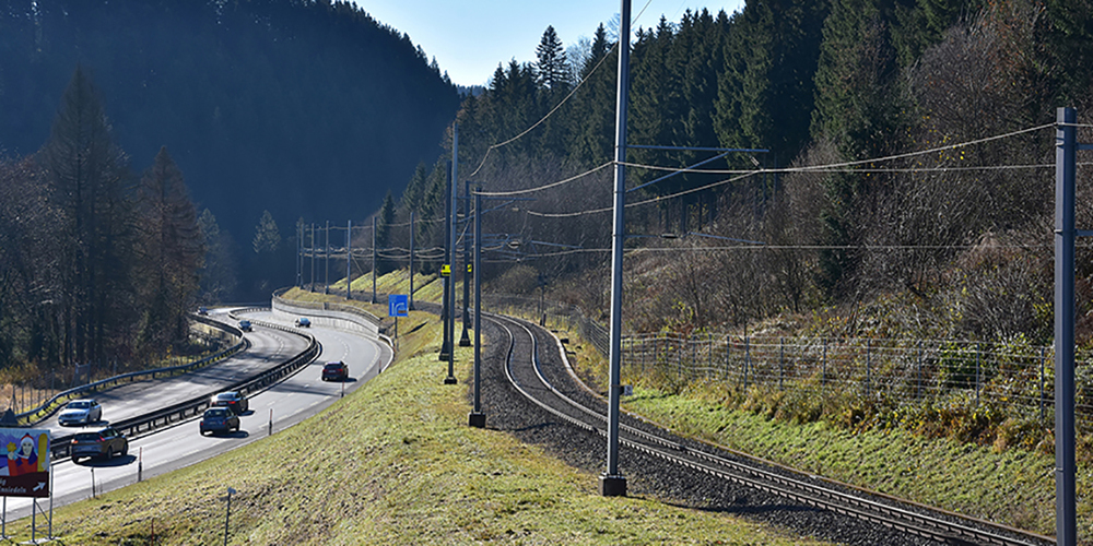 Gegen einzelne Aspekte des Doppelspurausbaus von Schindellegi-Feusisberg nach Biberbrugg sind zehn Einsprachen beim Bundesamt für Verkehr eingegangen.